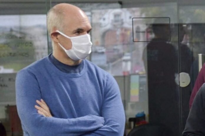 20200415151606_larreta_barbijo