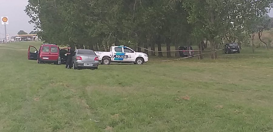 Otro cadáver en Ezeiza a la vera del autopista, mismo lugar donde hallaron los cuerpos de dos mujeres