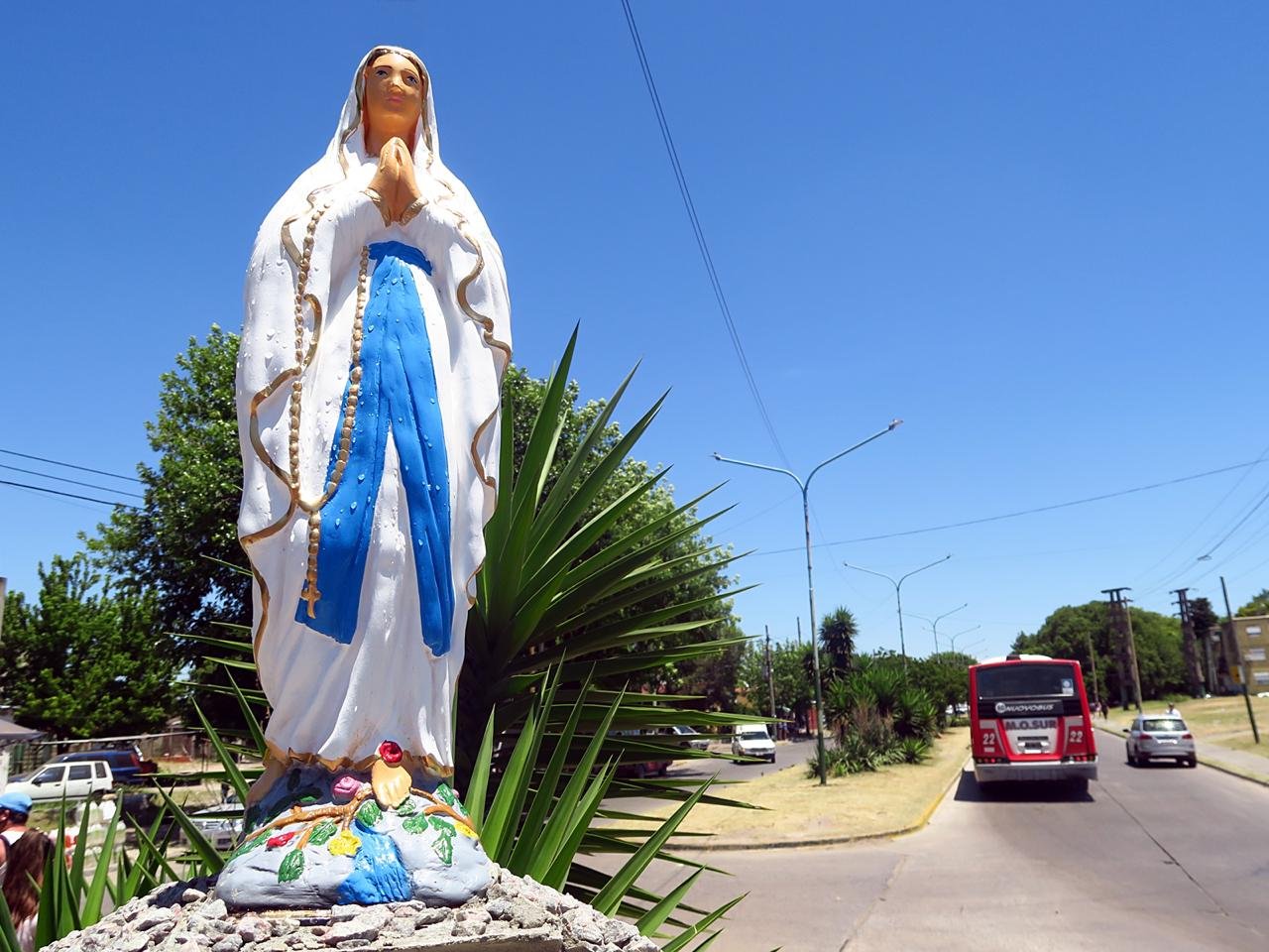 El Municipio de Brown repuso la Virgen de Don Orione