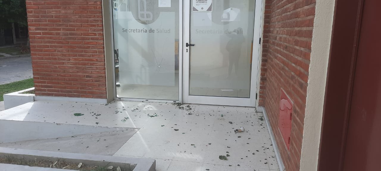 El Municipio repudió los actos de vandalismo en el Centro de Atención Sanitaria de Gerli Este