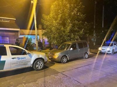 El Municipio Brown desactivó una fiesta clandestina en Longchamps