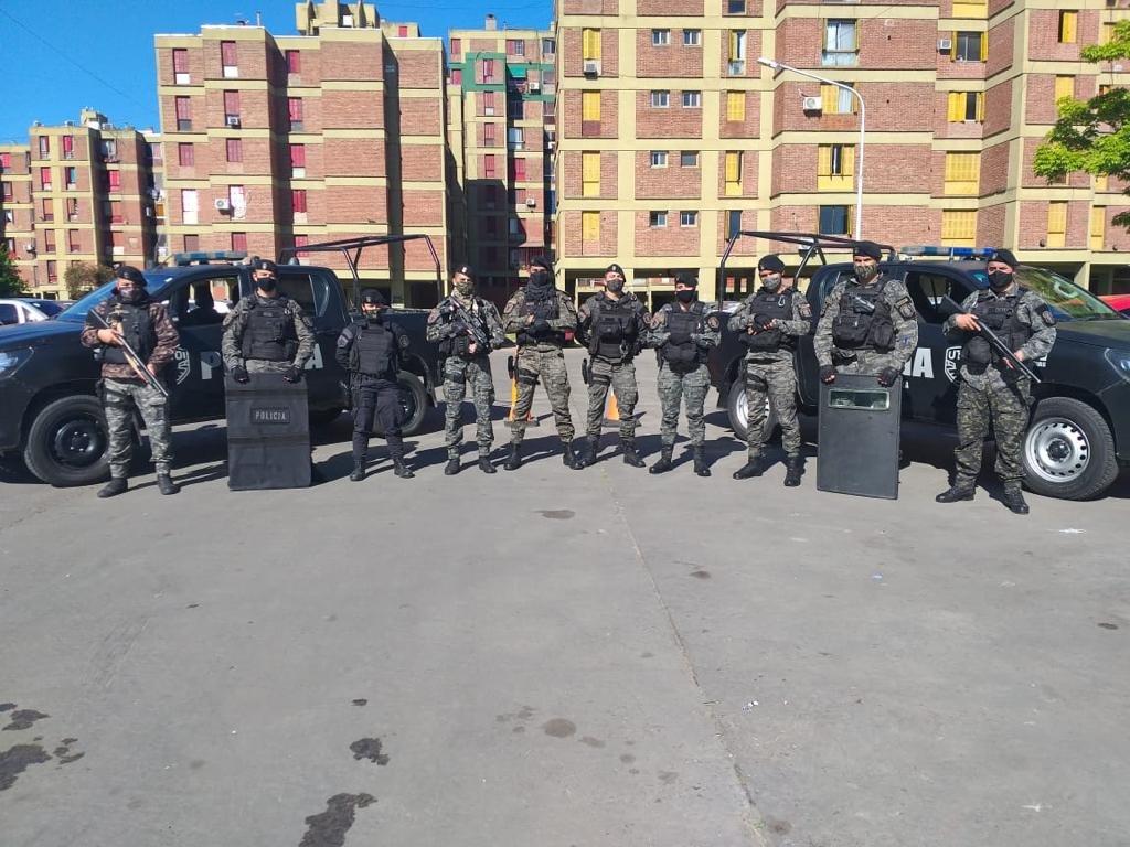 Cinco detenidos y droga incautada en un megaoperativo realizado en Las Torres de Dock Sud