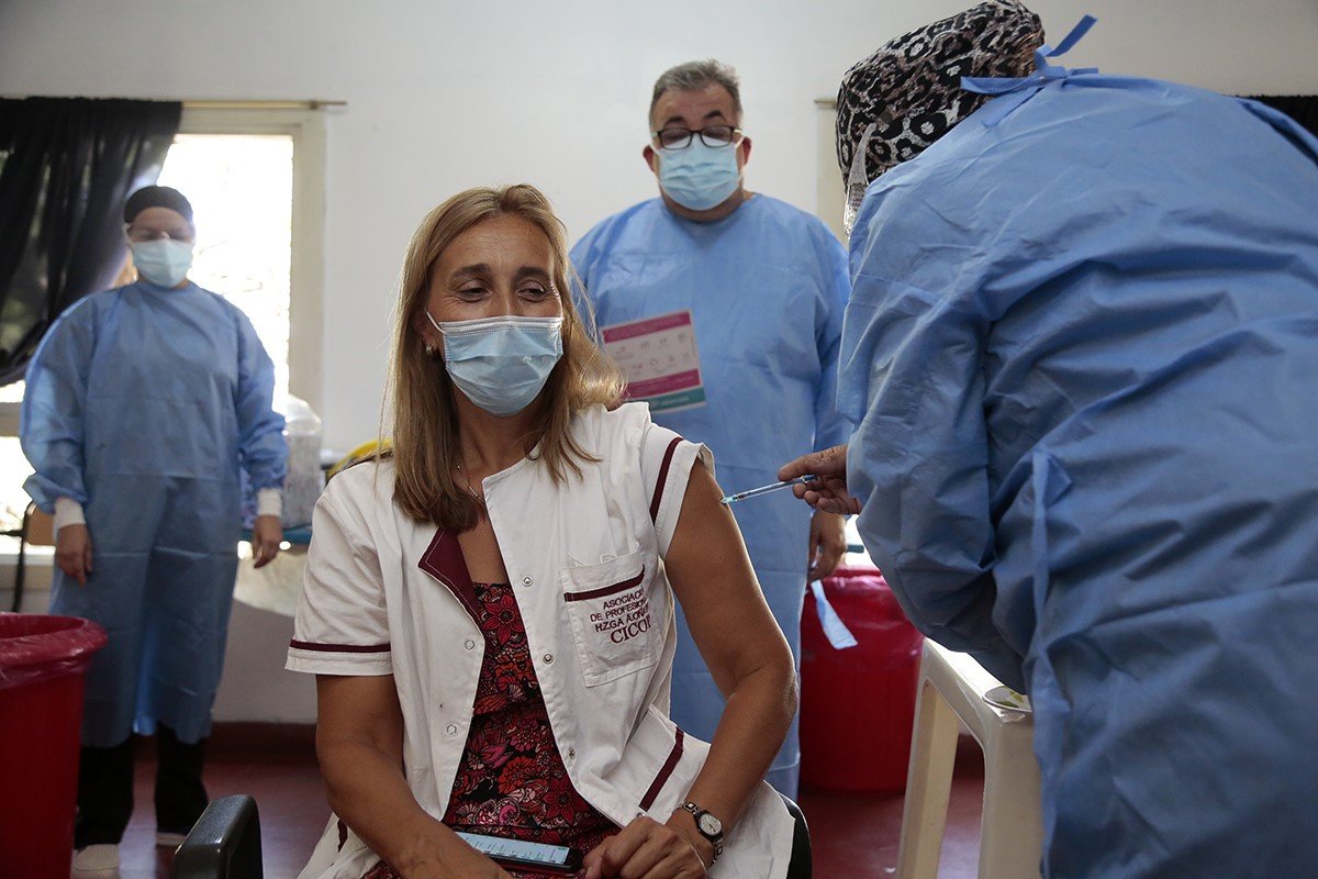 Avanza el operativo de vacunación contra el Covid en Brown