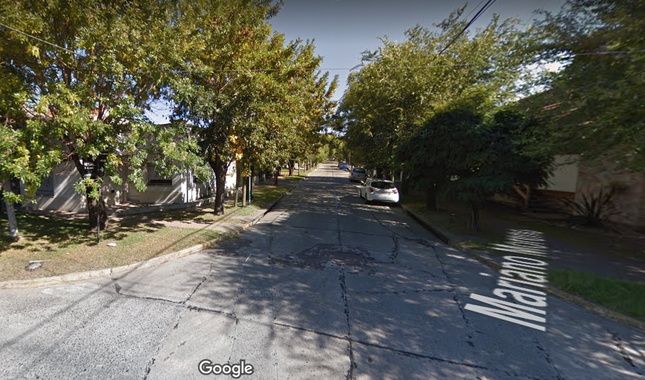 Dos delincuentes reducen a padre e hijo y roban dinero y joyas tras una entradera en Bernal