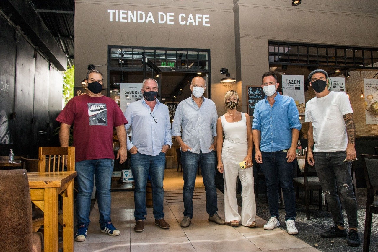 Grindetti se reunió con empresarios de la Cámara Gastronómica de Lanús