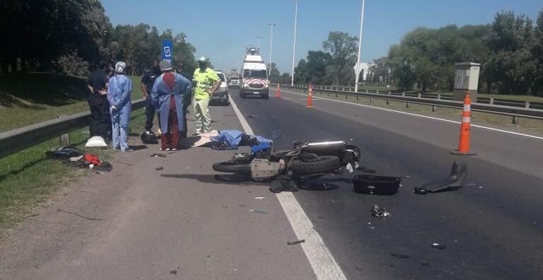 Accidente en la Autopista Ezeiza – Cañuelas: murió el segundo jefe policial de Ezeiza