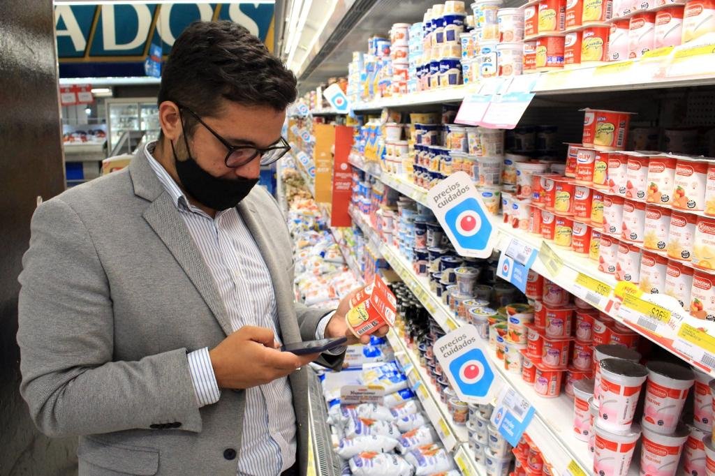 Balladares fiscalizó el programa Precios Cuidados en Lanús