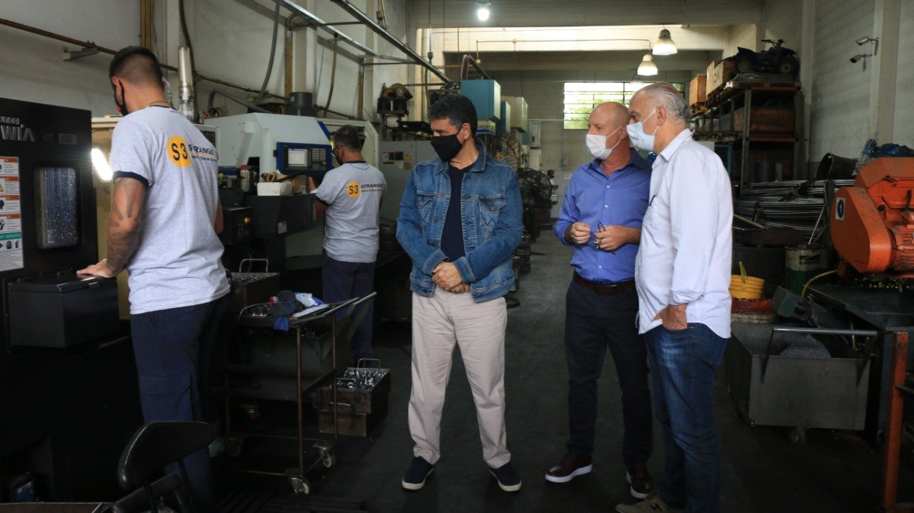 Grindetti recibió a Jorge Macri en Lanús y se reunieron con comerciantes e industriales