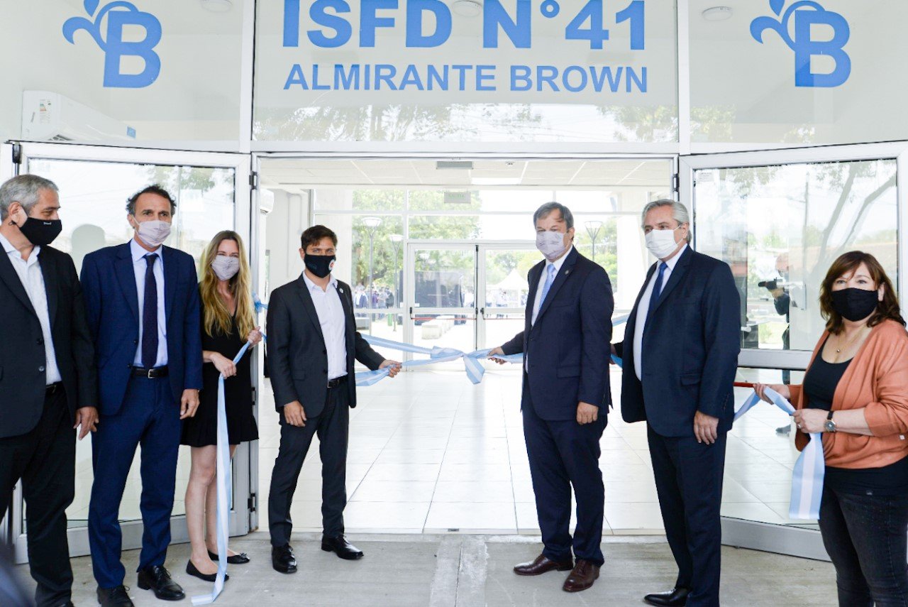 Alberto Fernández, Kicillof y Cascallares inauguraron el nuevo edificio del ISFD N°41