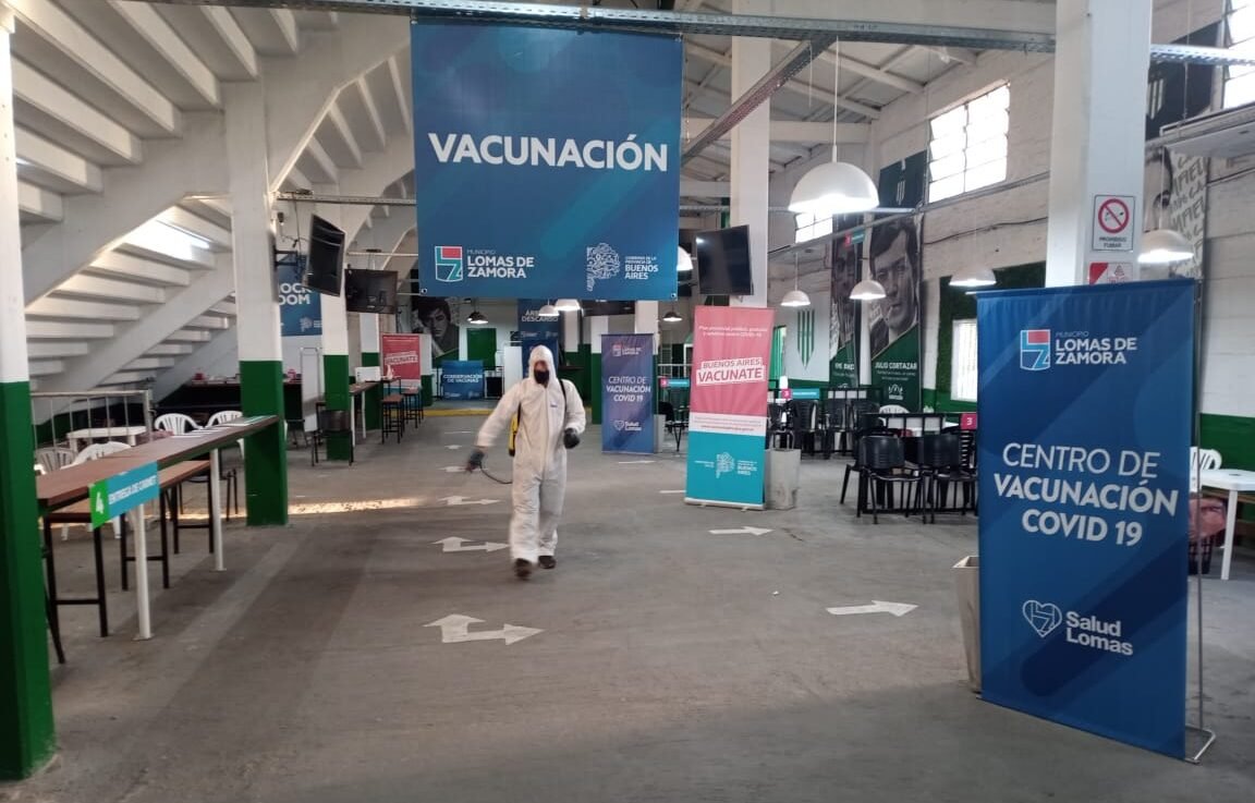 “Una vacunación sin criterio ni metodología”