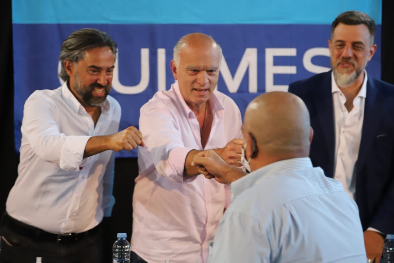En Quilmes, Grindetti acompañó a Di Giuseppe en el lanzamiento de la mesa de «Hacemos»