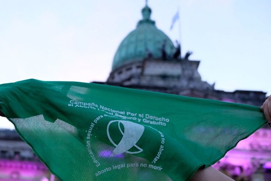 IOMA presentó programa que garantiza cobertura para interrupción voluntaria del embarazo