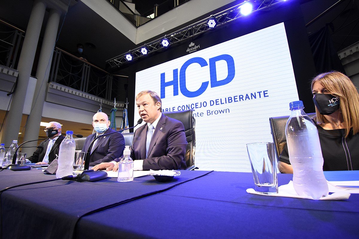 Cascallares abrió las sesiones del Concejo con foto en salud, obras públicas y seguridad