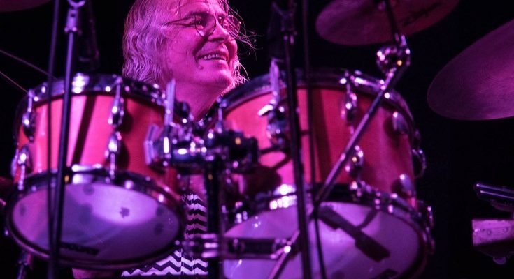 Baterista de Almendra, Rodolfo García, con muerte cerebral a causa de un ACV