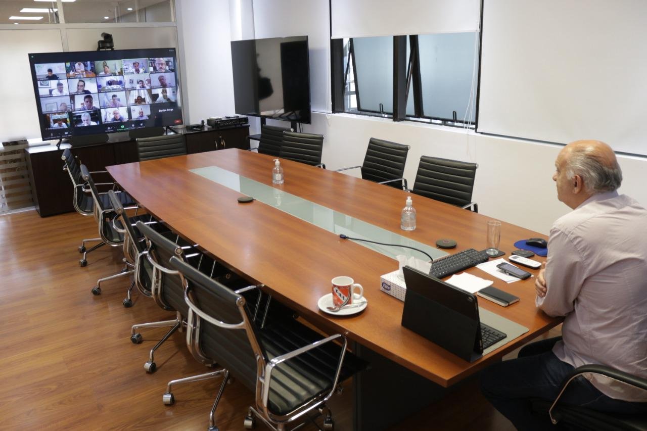 Se amplió el grupo Dorrego: intendentes opositores proponen vacunar con sus medios hasta el 75% de la población de sus municipios en un mes