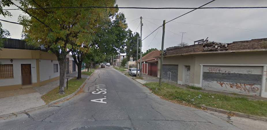 Drogan y le roban a un policía durante una cita acordada mediante una red social