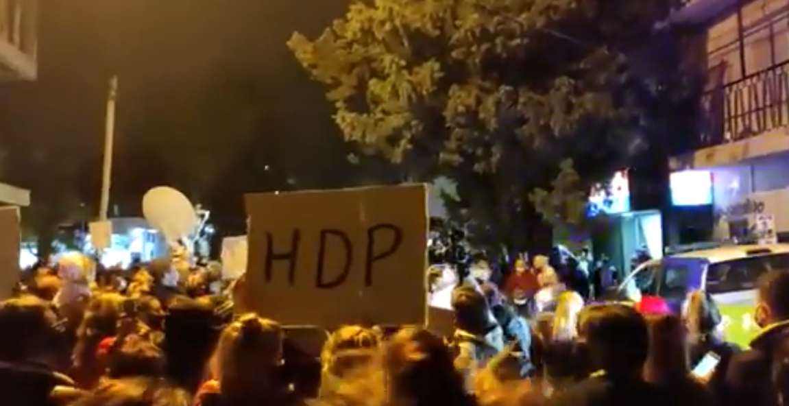 San Justo: vecinos quisieron linchar al hombre que mató de un tiro al perro del barrio