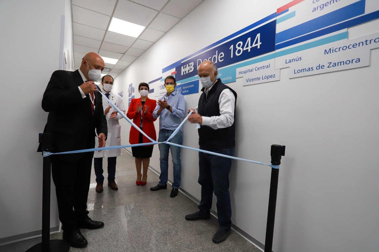 Grindetti en la inauguración de nuevos consultorios del Hospital Británico de Lanús