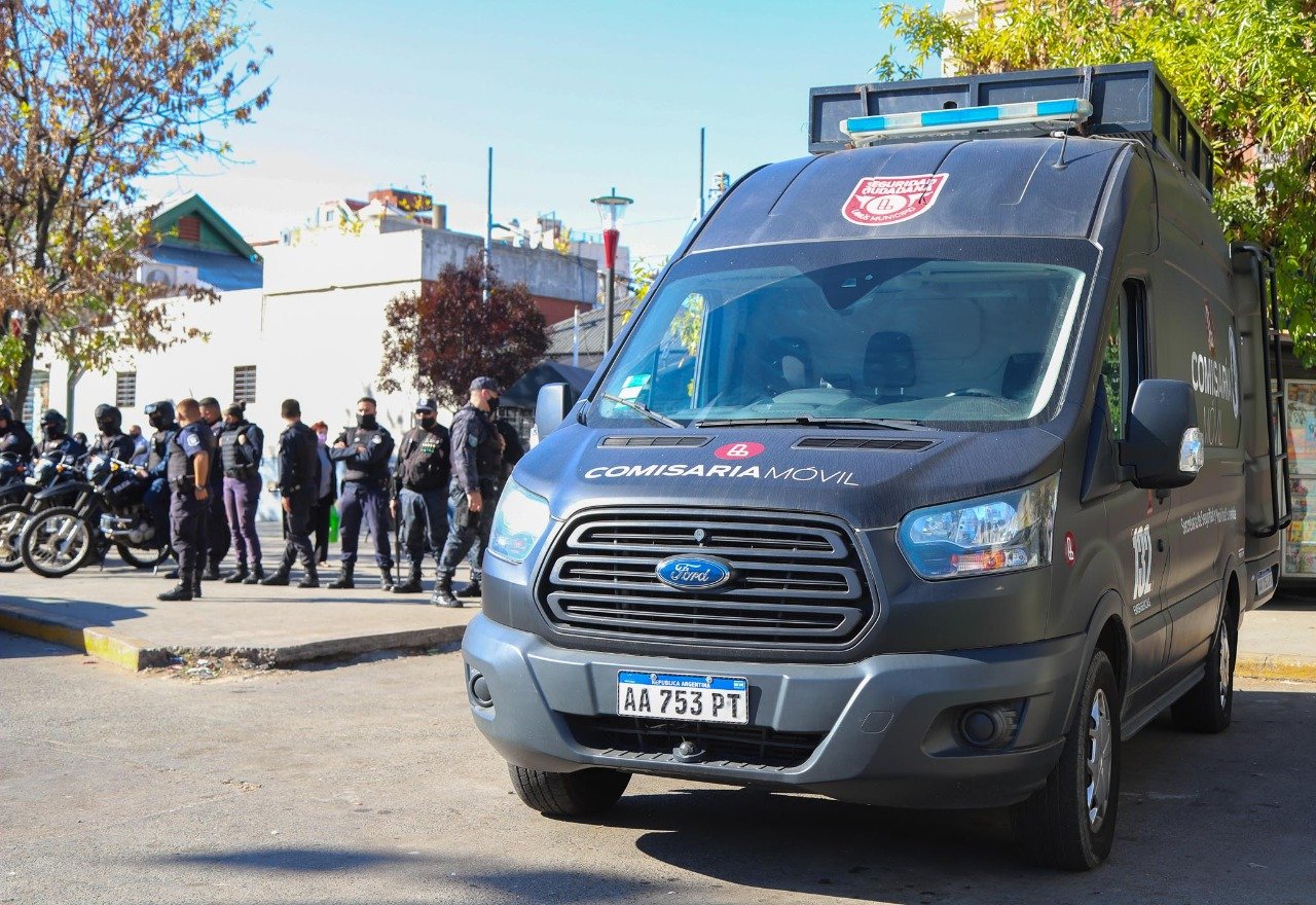 Seguridad: Grindetti encabezó esta tarde un operativo de la Patrulla de Respuesta Inmediata en Lanús Oeste