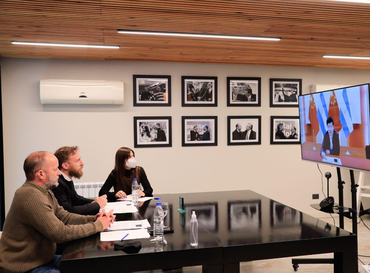 Insaurralde y Otermín se reunieron con el embajador Zou Xiaoli