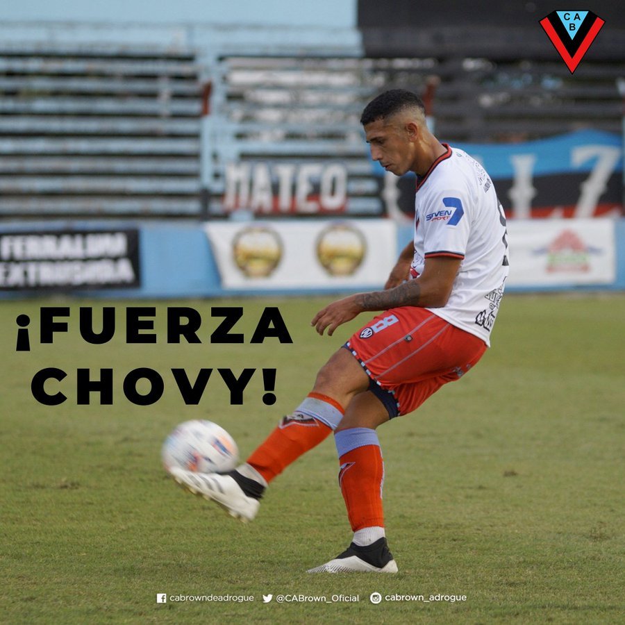 El volante Alexis Castaño, de Brown de Adrogué, se fracturó la clavícula