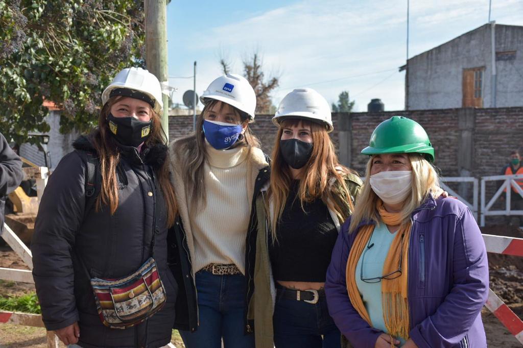 Malena Galmarini y Fernando Gray analizaron obras de AySA para Echeverría