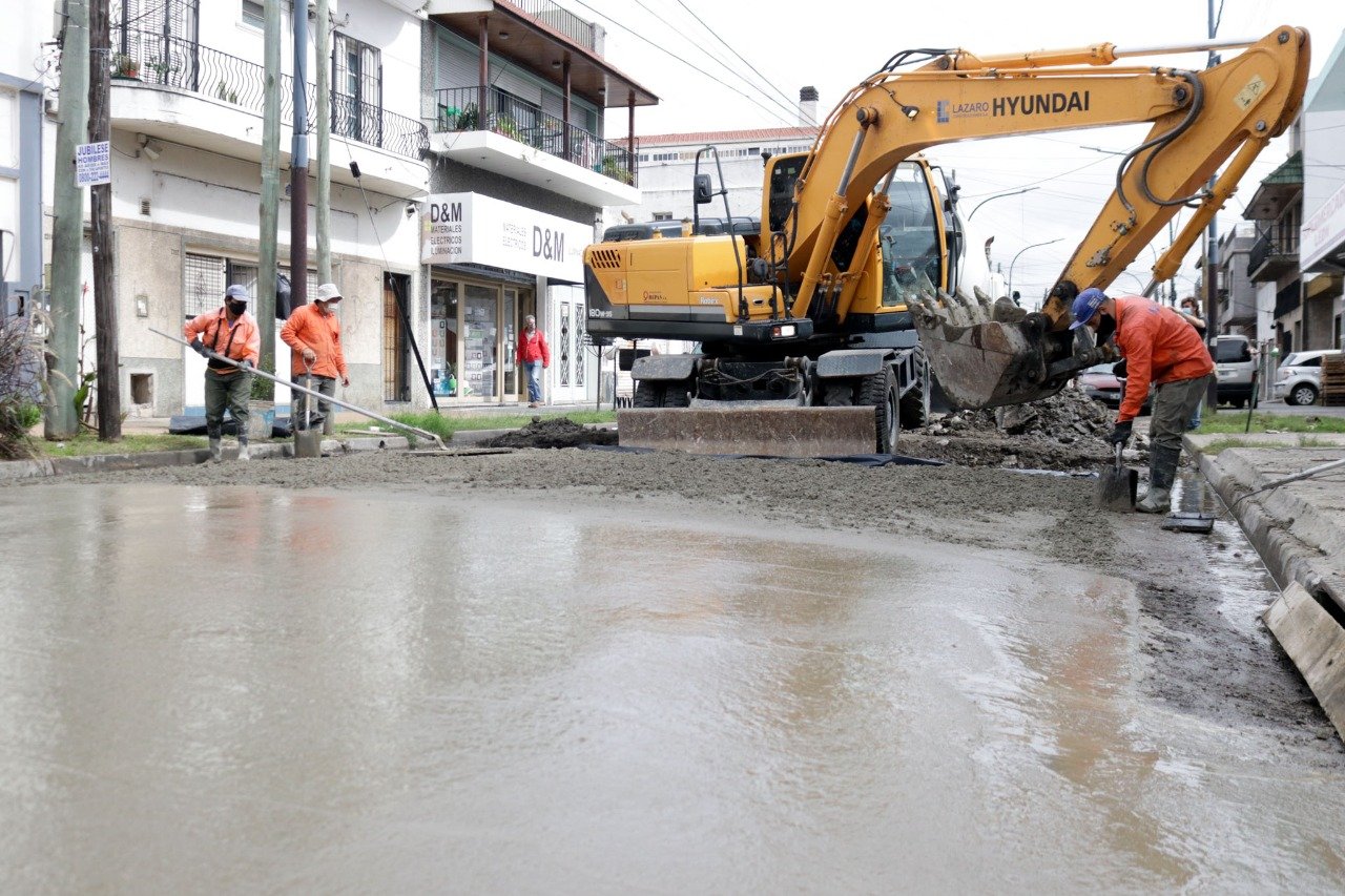 Lanús: avanzan las obras de puesta en valor de la Avenida Coronel D’Elía