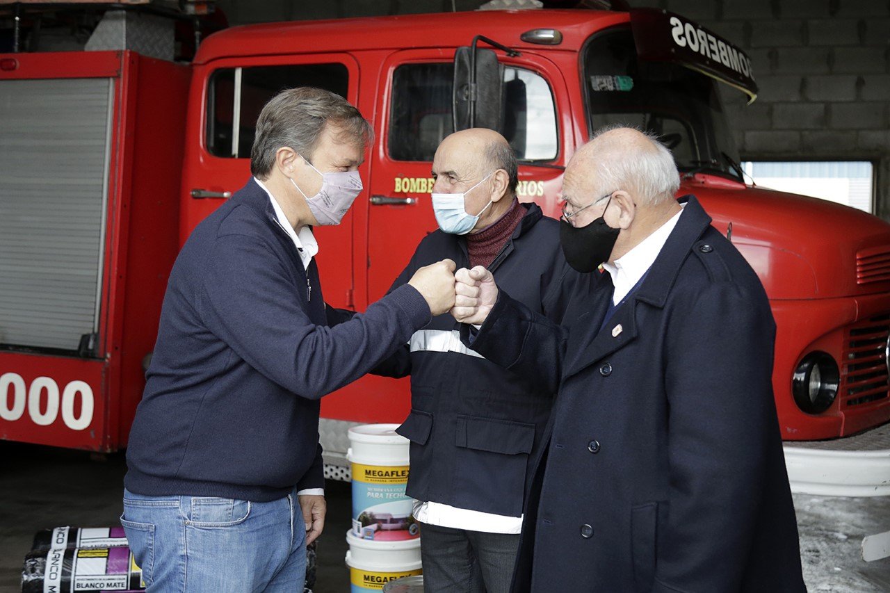 El programa «Causa Común» canalizó una impresionante donación para los Bomberos