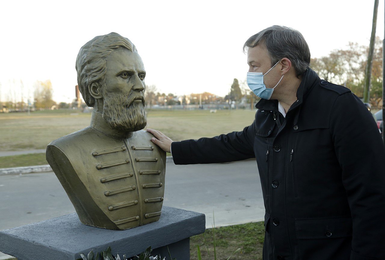 Cascallares encabezó un emotivo homenaje a Güemes en Rafael Calzada