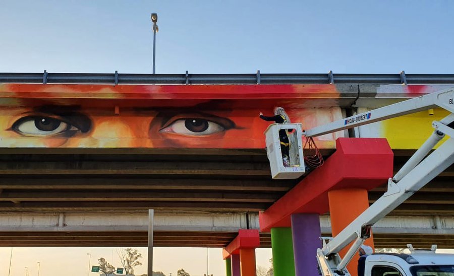 En San Vicente: pintaron el mural más grande de la Provincia en homenaje a «héroes» de la pandemia