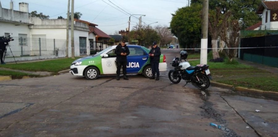 Burzaco: quedó detenido por «exceso en la legítima defensa» el efectivo de la Bonaerense que mató a un motochorro por la espalda