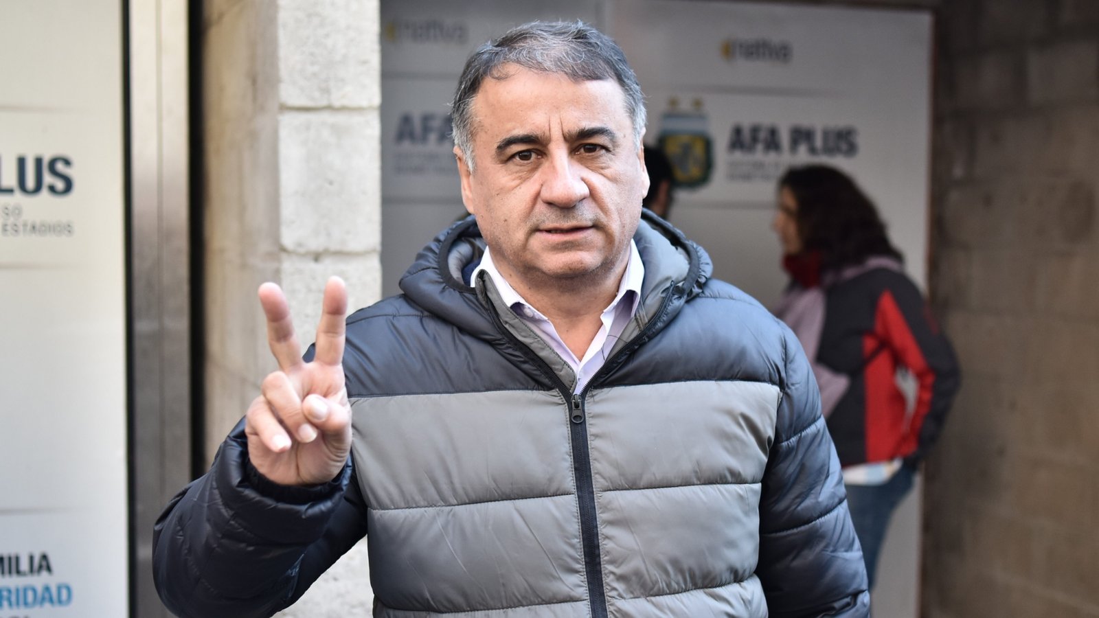 De cara al cierre de listas, para Edgardo Depetri, «en Lanús, el camino es la unidad»