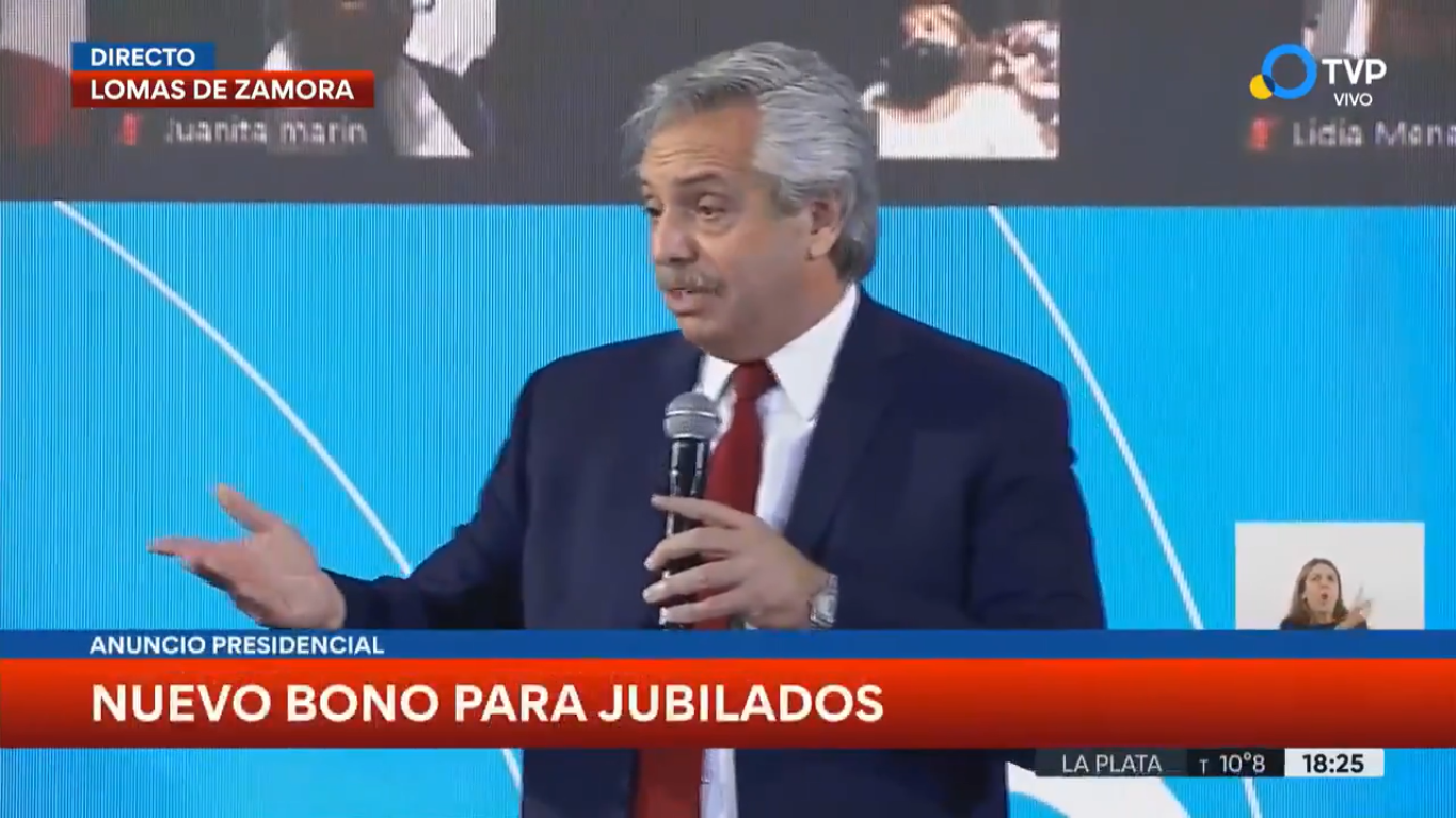 En Lomas de Zamora, el Presidente anunció el pago de $5.000 para jubilados y pensionados
