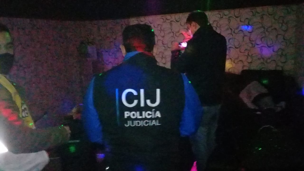 Clausuran otro karaoke que funcionaba sin habilitación