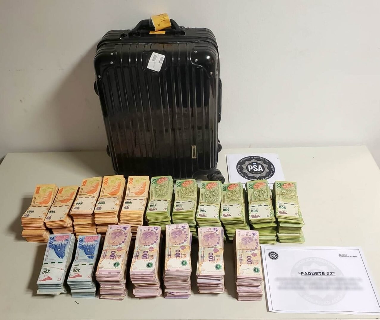 Sin declarar: secuestran más de 6 millones de pesos en Aeroparque