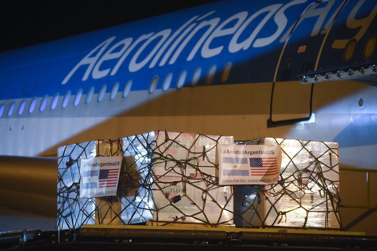 Adolescentes de 12 a 17 años con condiciones priorizadas: mañana se distribuyen más de 900 mil dosis de Moderna