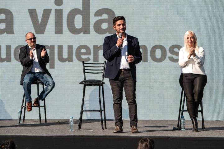 “Este es el primer paso para que el peronismo vuelva a ser gobierno en Lanús», señaló Agustín Balladares en el acto de presentación de la lista del Frente de Todos