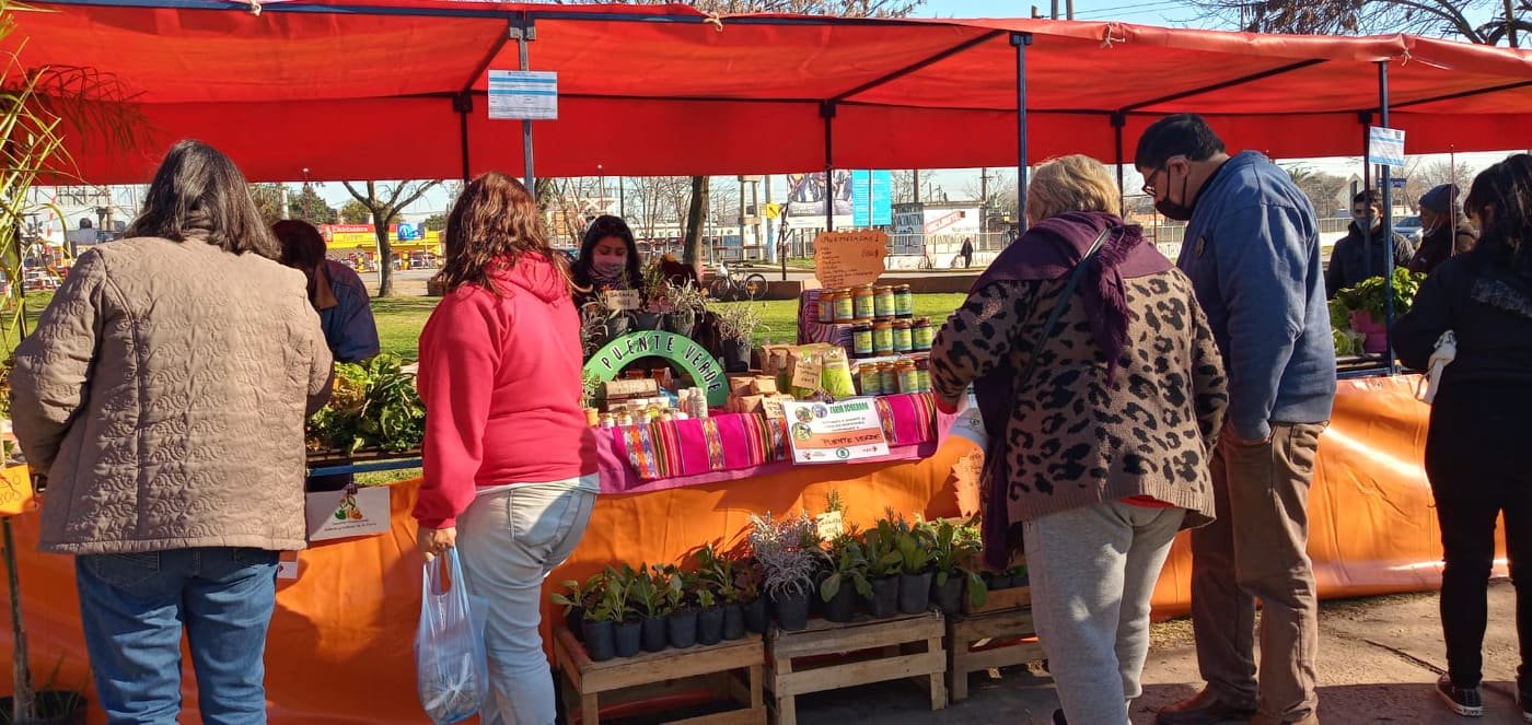 Feria Soberana en Presidente Perón: “Conectando mano a mano familias productoras y consumidores”