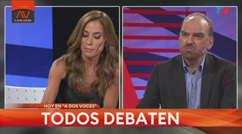 Tolosa Paz invitó a los candidatos de la oposición a debatir públicamente en los medios