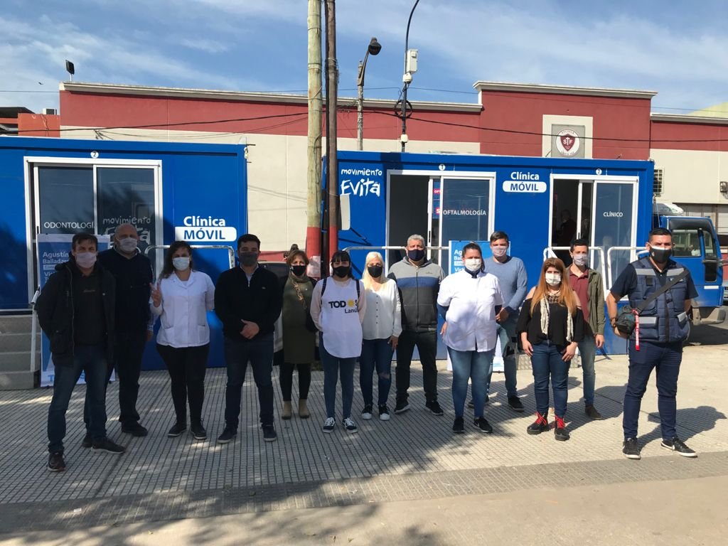 Ayer en Villa Industriales, hoy en Escalada: Agustín Balladares en la presentación del Tráiler Sanitario Clínica Móvil