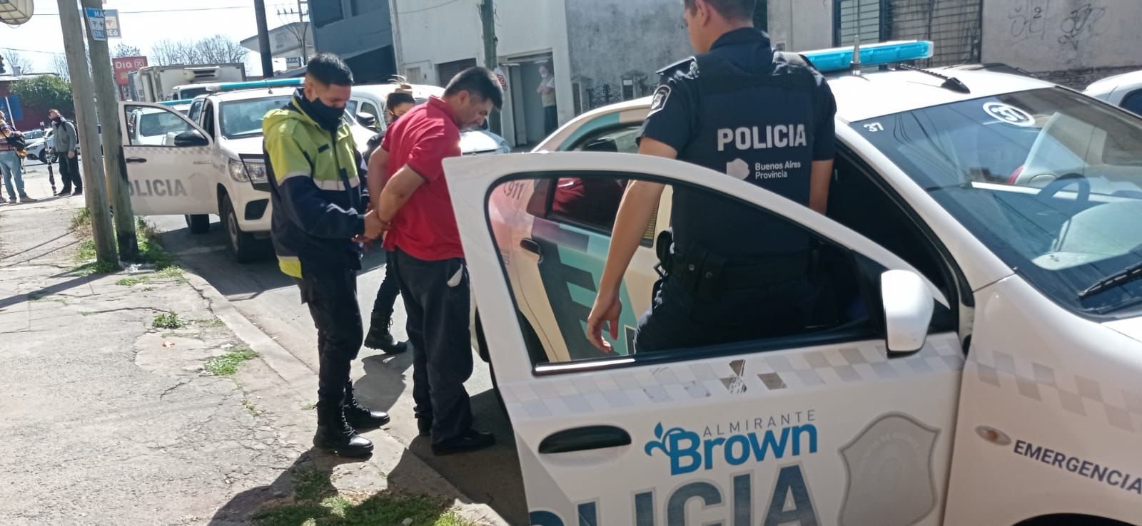Adrogué: tras cinematográfica persecución, la policía detuvo a dos ladrones en San Martín y Espora