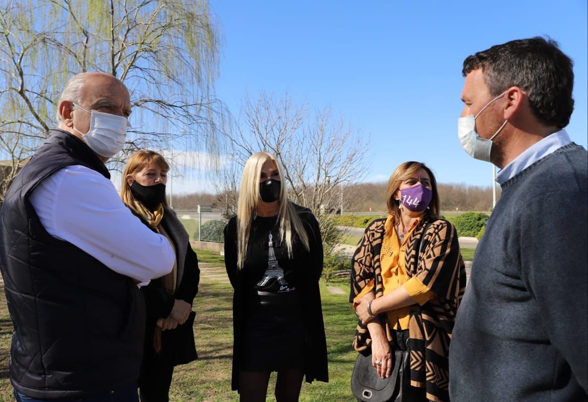 Grindetti recorrió Cañuelas con el precandidato local de «Juntos», Santiago MacGoey