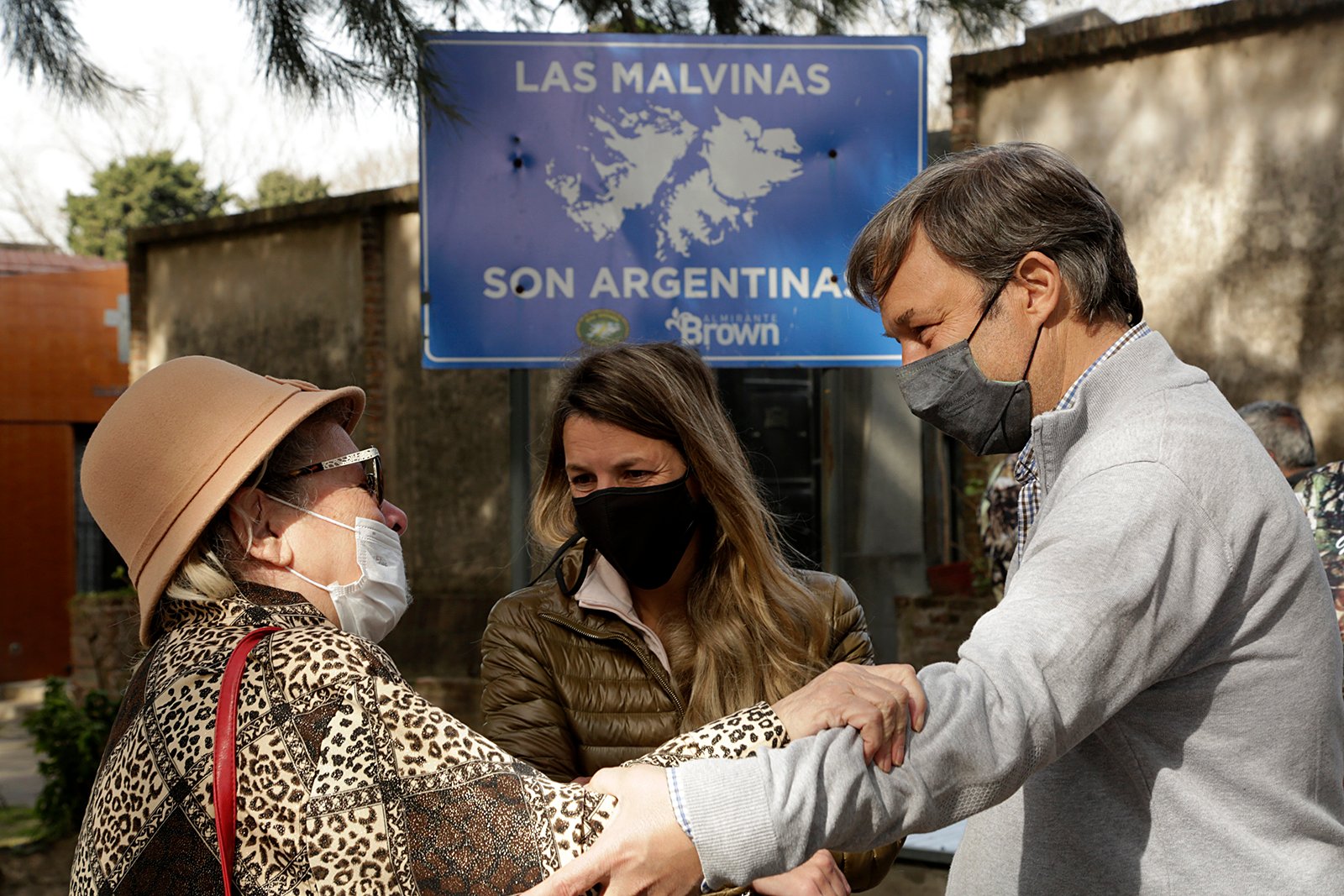 Trasladaron los restos de un héroe de Malvinas Browniano a una bóveda especial del Cementerio Municipal