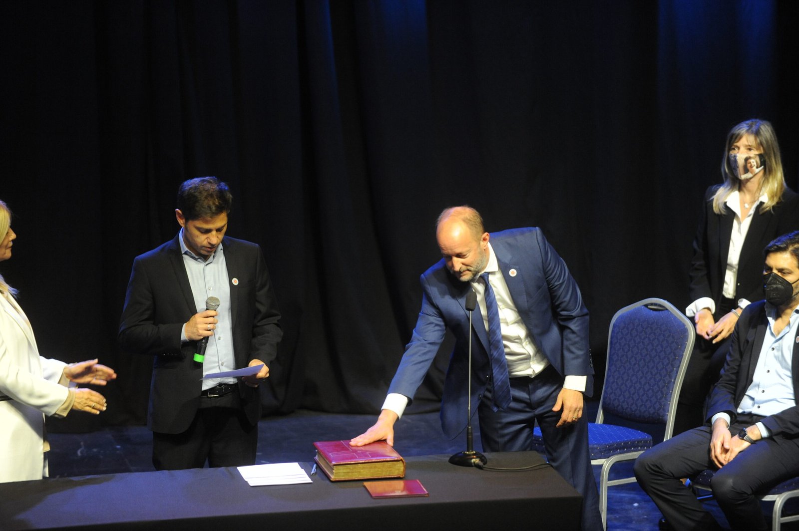 Kicillof tomó jura a sus nuevos ministros: «Los invito a ser parte de un gabinete militante»