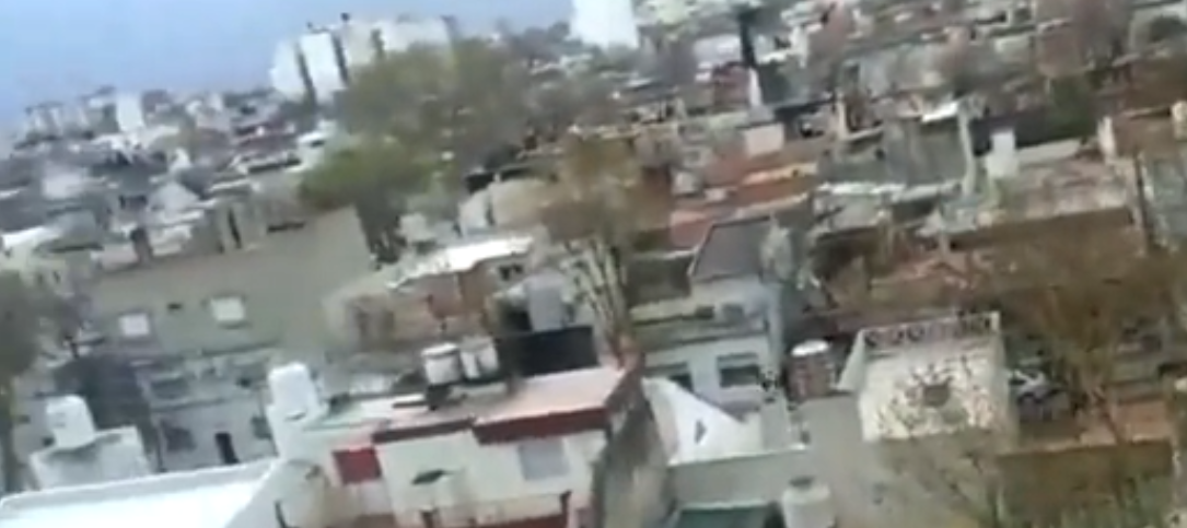 Escapan por General Paz, se tirotean con la Policía en Villa Real y huyen a Fuerte Apache