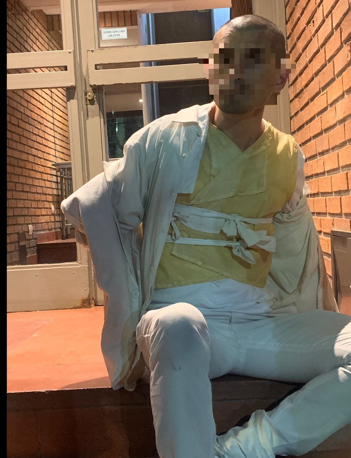 Colegiales: detienen a un hombre con fusiles, ametralladoras y cientos de municiones