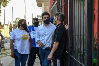 Agustín Balladares recorrió los barrios La Maquinita, Eva Perón y 10 de Enero