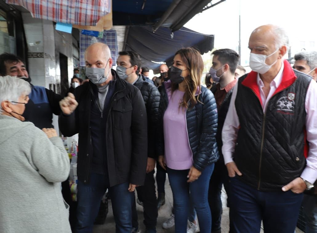 En Chingolo, Grindetti y Larreta arengaron a los militantes de Juntos: «Nos queda una semana para hablar con mas vecinos y llevarles nuestro mensaje de cambio»