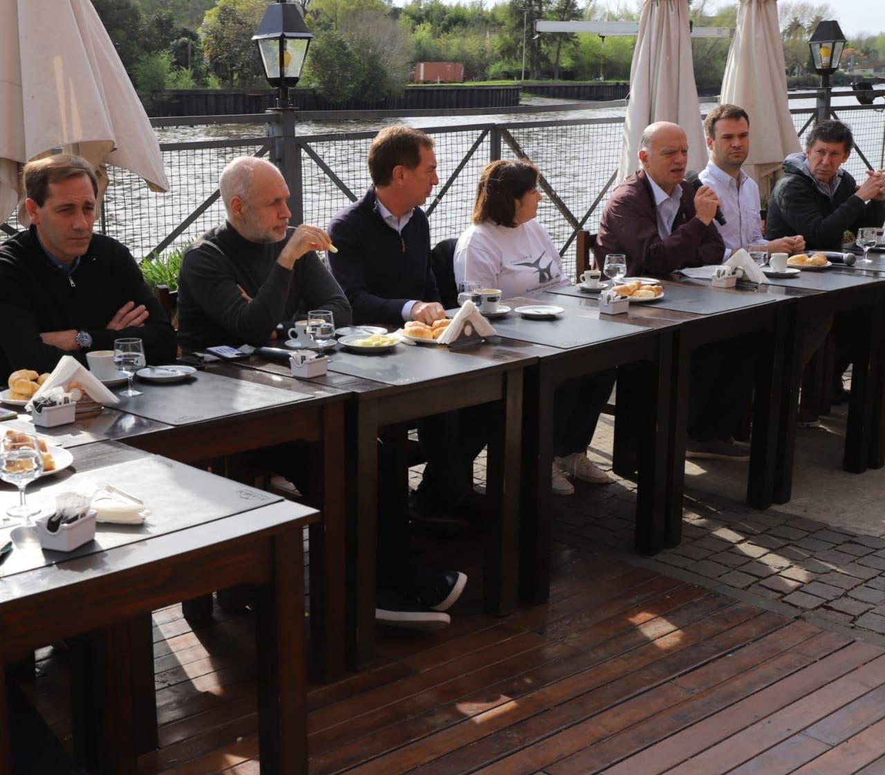 #PASO2021: Grindetti participó de un desayuno de los precandidatos de Juntos en Tigre