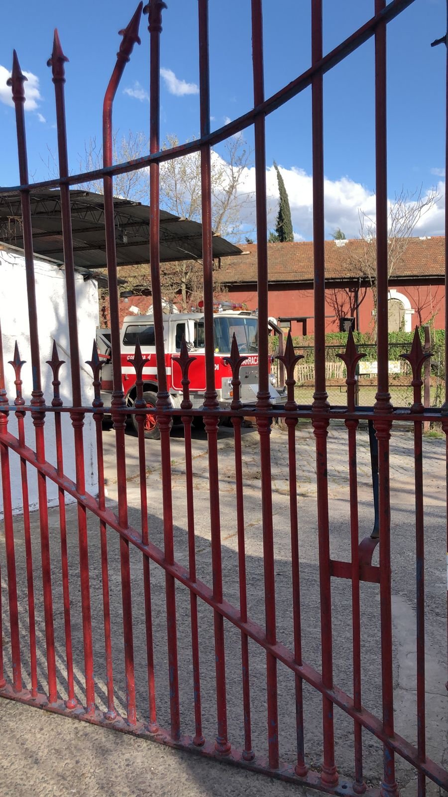 Clausuran un cuartel de bomberos ilegal en Barracas: cuatro detenidos fueron condenados